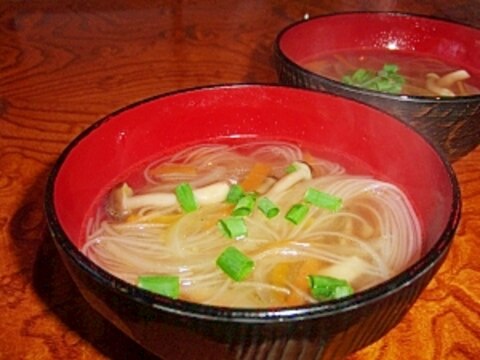 簡単！野菜たっぷり中華はるさめスープ